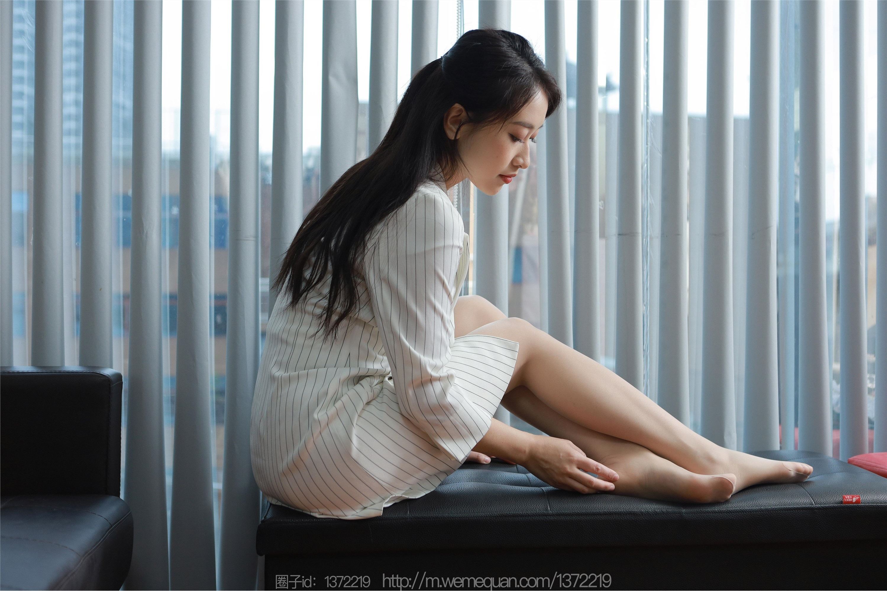 IESS异思趣向  2023.03.24 丝享家 1400 小婕《白色条纹外套》